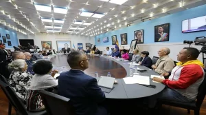 Jefe de Estado da plazo de 90 días