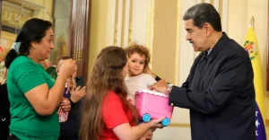 Presidente Nicolás Maduro logra el rescate