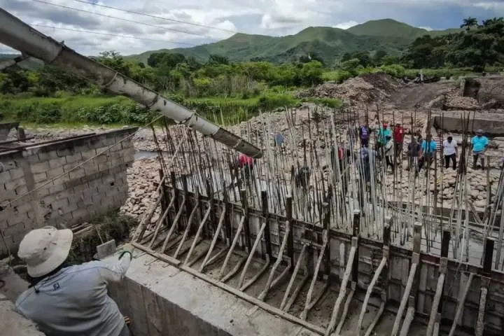 Continúan obras de rehabilitación